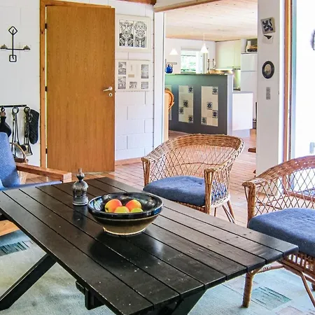 4 Bedroom Awesome In Nex * Neksø